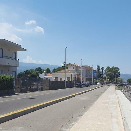 Casa del Levante Riposto Exterior foto
